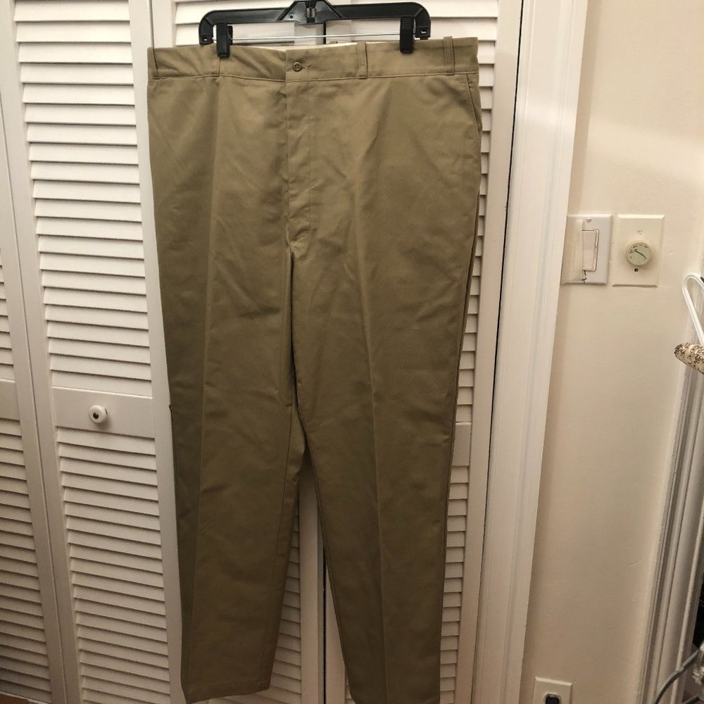 Vintage Sears Roebucks men khaki work wear pants, 44